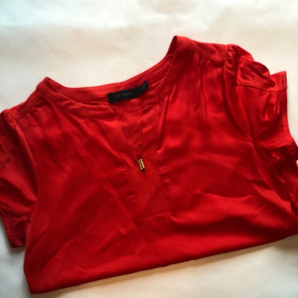 The Limited Tops - The Limited short sleeve top (XS in Women)